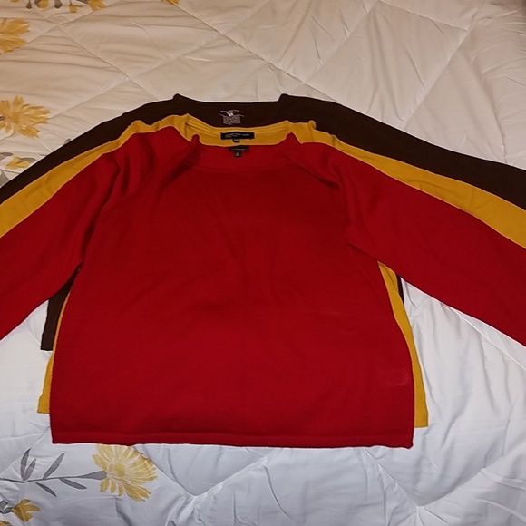 3 long sleeve shirts - Picture 2 of 3